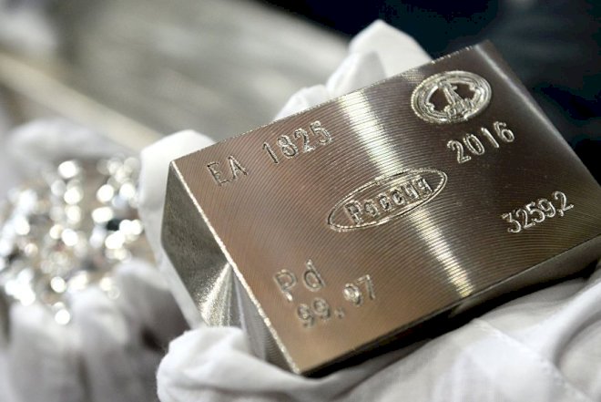    Bu qiymətli metalın qiyməti 2 min dolları keçdi - 58 faiz bahalaşma   