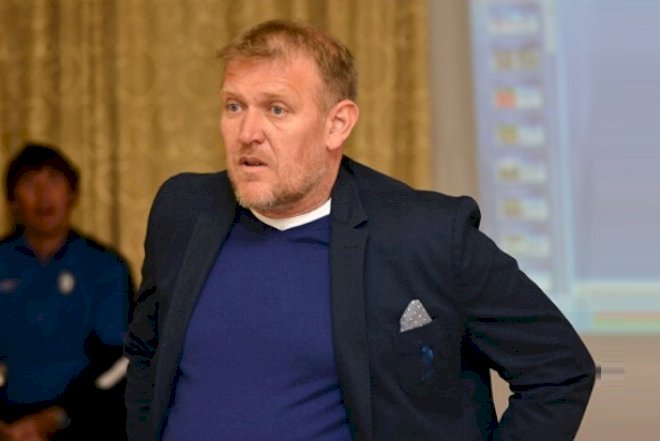    “Bu danışıqların şahidi olmuşam” -   Prosineçkinin köməkçisi danışdı