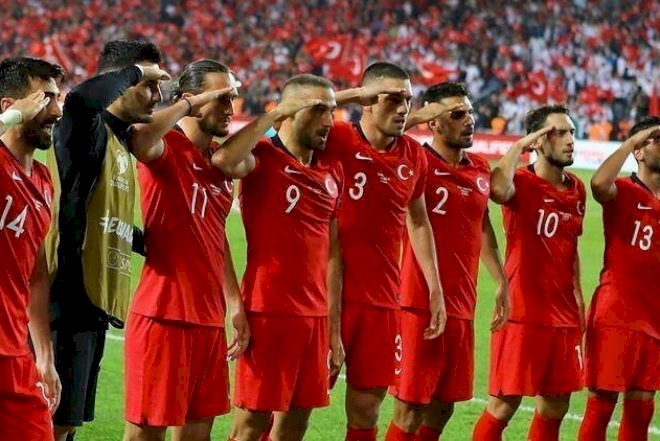    UEFA türklərin əsgər salamına görə qərarını açıqladı, cərimə kəsdi   
