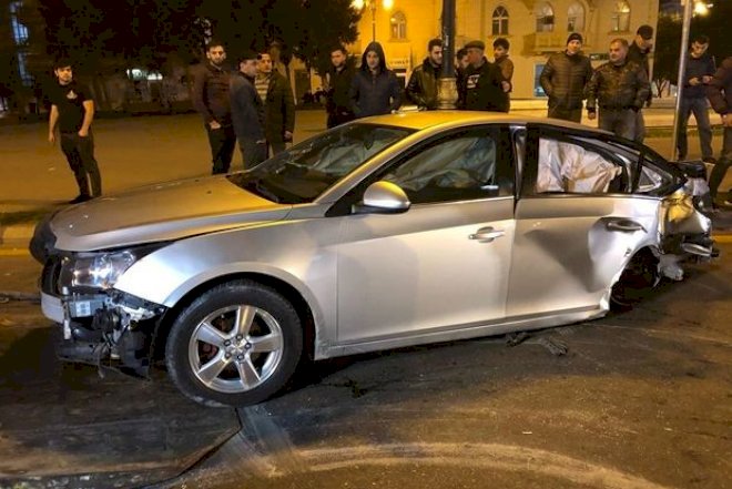    Azadlıq prospektində zəncirvari qəza: Xəsarət alanlar var - Fotolar   
