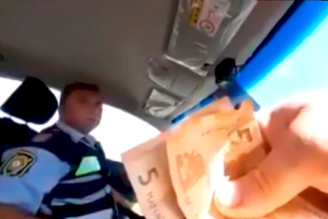    Rüşvət alan yol polisi haqda rəsmi açıqlama   