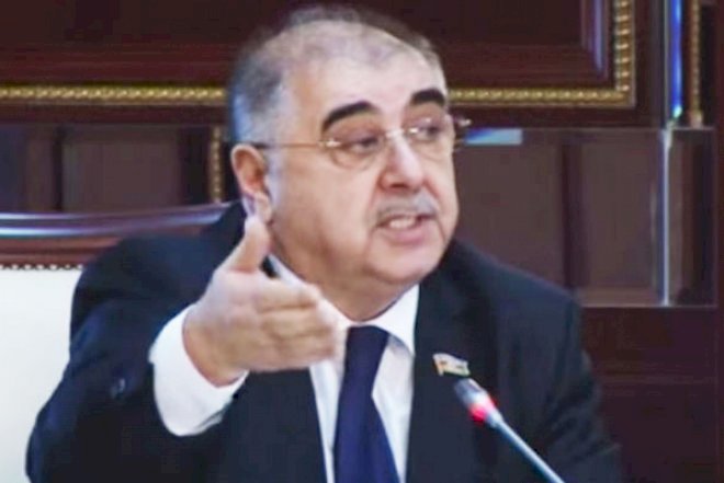    Hacı Qalib oğlundan danışdı   