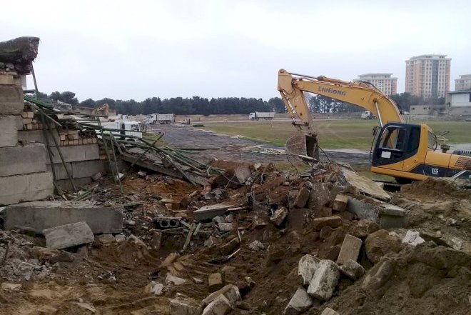    Sumqayıtda sökülən stadion necə olacaq? -  Foto   