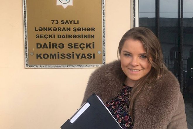   Yelena Sidorenko imzaları DSK-ya təqdim etdi   