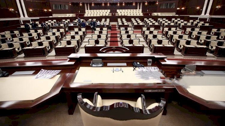    Tanınmış aparıcı da deputatlığa namizəd oldu - Foto   