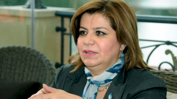    Gülər Əhmədova deputatlığa namizəd oldu   