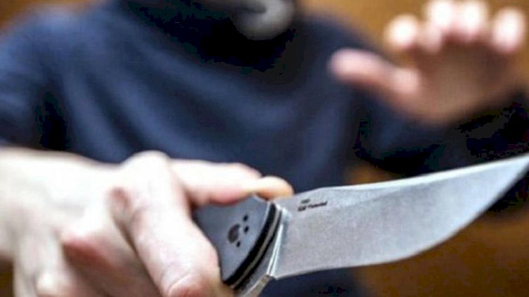    Bakıda 15 yaşlı yeniyetmə bıçaqlandı   