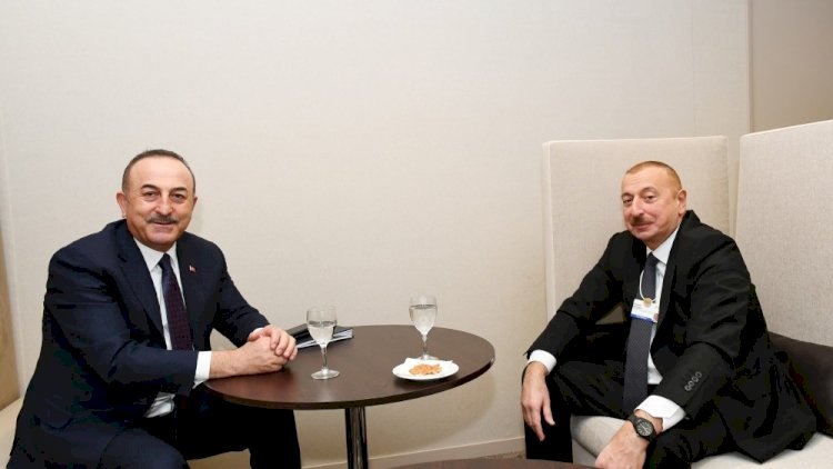    İlham Əliyev Mövlud Çavuşoğlu ilə görüşdü   