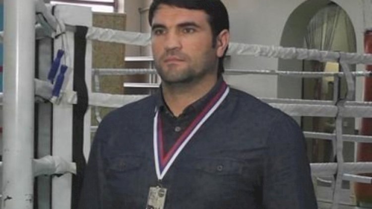    Beşqat dünya çempionu bəraət aldı   