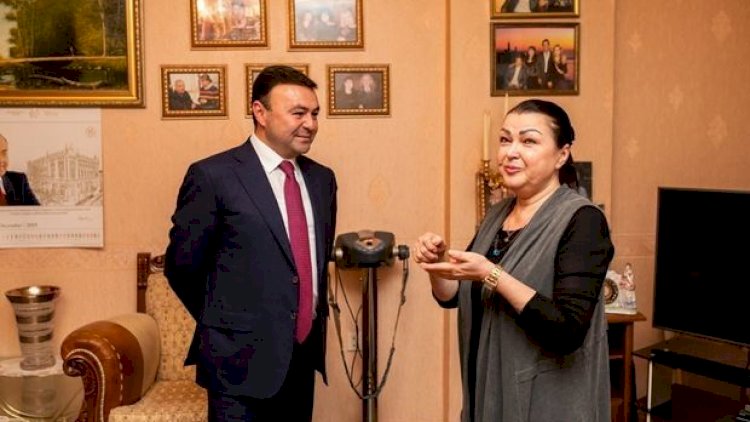    Elnur Allahverdiyev təşviqat çərçivəsində Xalq artistinin qonağı oldu - Fotolar   