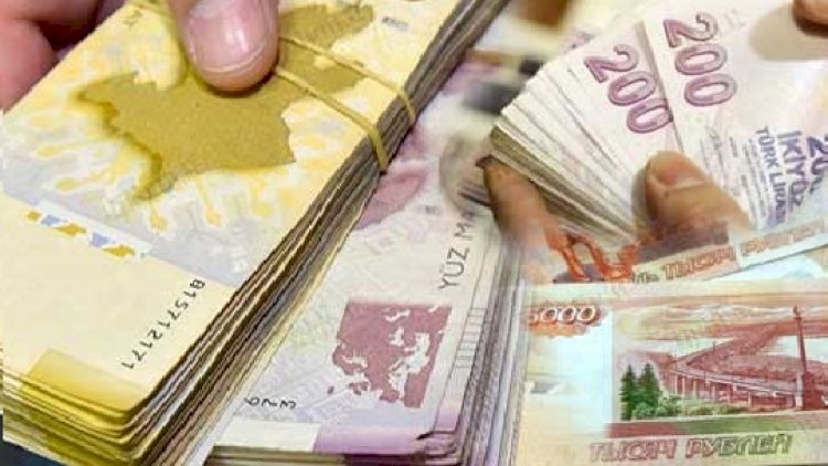    “Ciddi dalğalanmaların...” - Rusiyada baş verənlər manat-rubl məzənnəsinə necə təsir edəcək?   