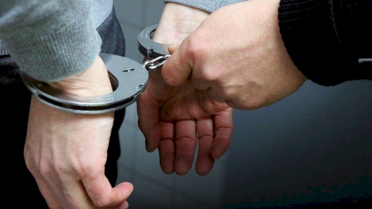    Bakıda saxta pulla telefon alan gənc saxlanıldı   