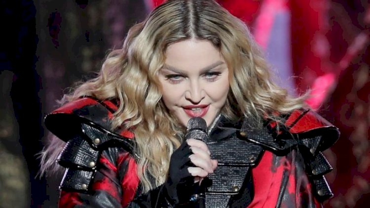    Madonna tanınmaz hala düşdü - Foto   