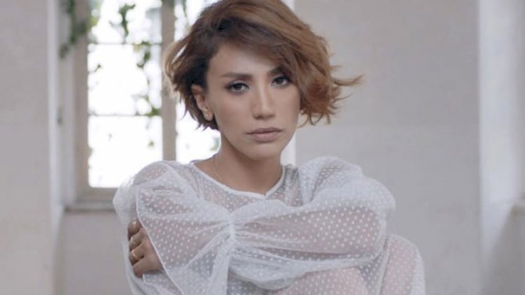    “10 yaşım olanda o adam baldırıma əl atırdı” - Röya heç yerdə demədiyi sirrini açdı   