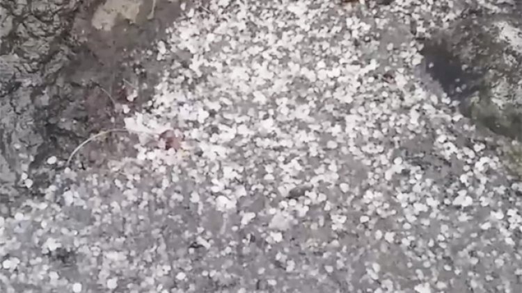    Qaxa dolu yağdı - Video   