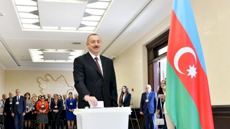    Prezident ailəsi ilə səs verdi -   Fotolar +  Yenilənib