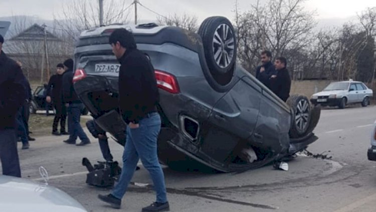    Maşın piyadanın üstünə aşdı - Fotolar   