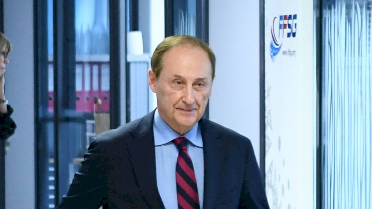    Təcavüzdə günahlandırılan şəxsə dəstək olan rəhbər istefaya göndərildi - Foto   