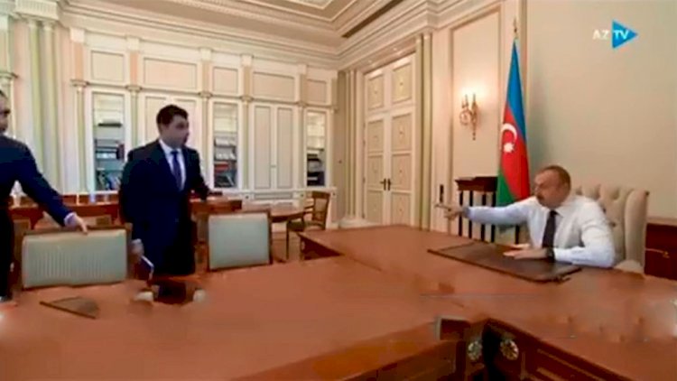    “Sən yaşca kiçiksən...” – Prezidentdən yeni icra başçısına məsləhət   