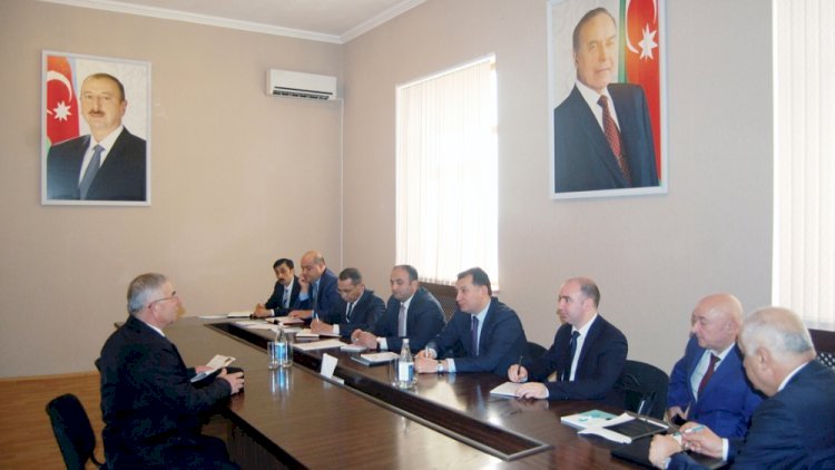    Nazir müavinləri vətəndaşlarla görüşdü   