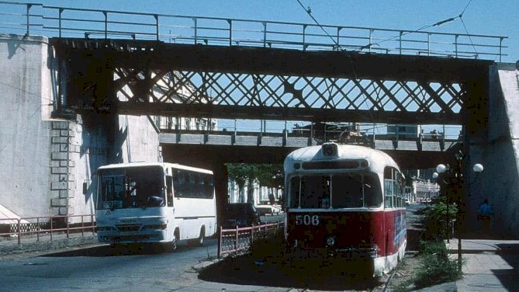    Bakının məşhur körpülərindən biri sökülür   