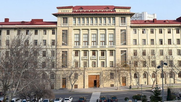    Azərbaycandan koronavirusa görə İrana 5 milyon dollar yardım   