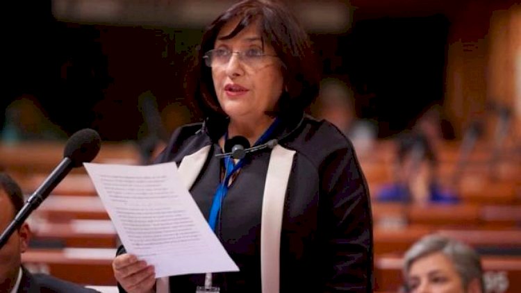    Sahibə Qafarova kimdir?    