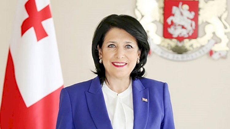    Prezidentin xarici səfərləri təxirə salınıb   