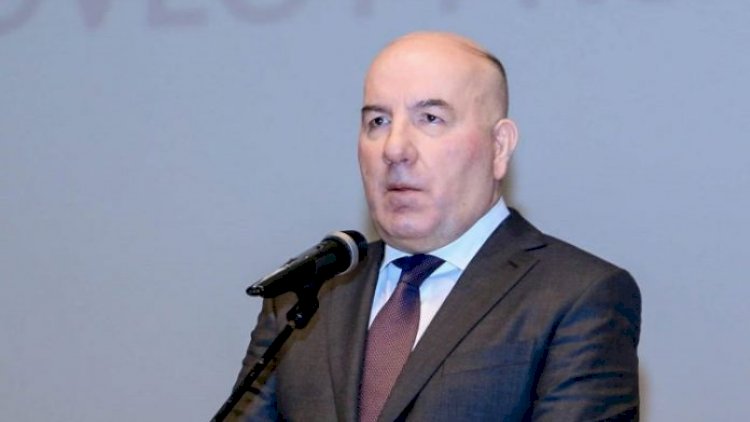    “Əhalini təmkinli olmağa çağırıram” –   Rüstəmovdan dollar müraciəti 