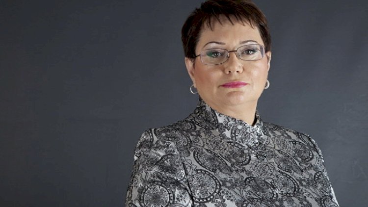    Elmira Axundova səfir təyin edildi   