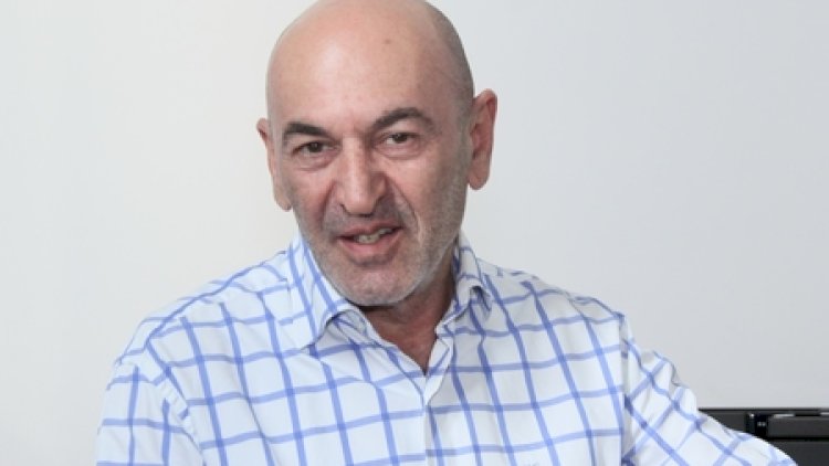    “Panikaya düşməyin, marketlər ağzına kimi doludur”   – İlqar Muradov