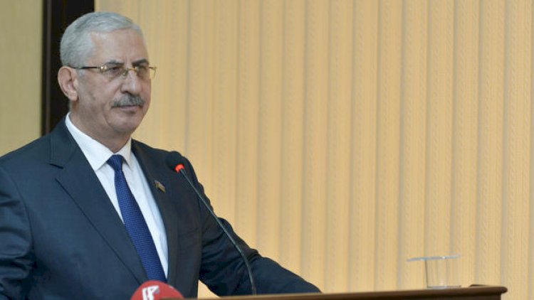    Bəxtiyar Sadıqov Mübariz Mənsimovdan danışdı   