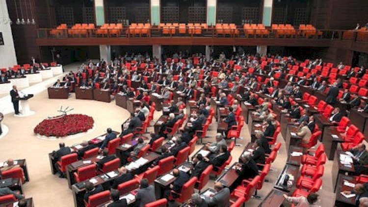    Türkiyədə 31 deputat özünü təcrid edib   