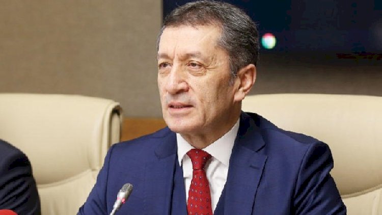    Nazir şagirdlərə dərs keçdi   