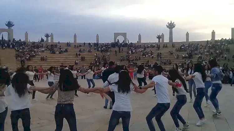    Qrup halında toplaşmaq olmaz -   Yeni qadağa