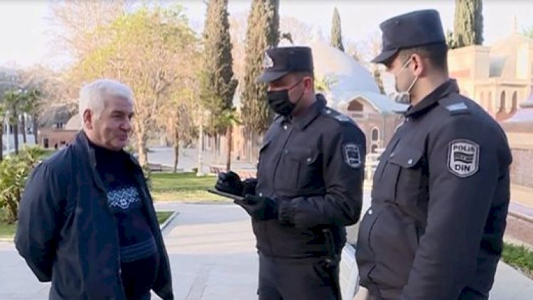    Polislər Gəncədə əhali ilə profilaktik söhbətlər aparıb - Foto   