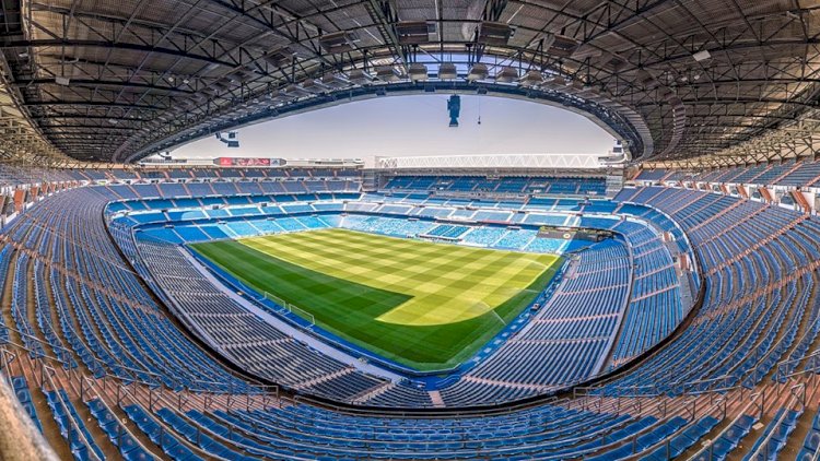   Məşhur klub stadionunu koronavirusla mübarizəyə dəstək üçün ayırdı    