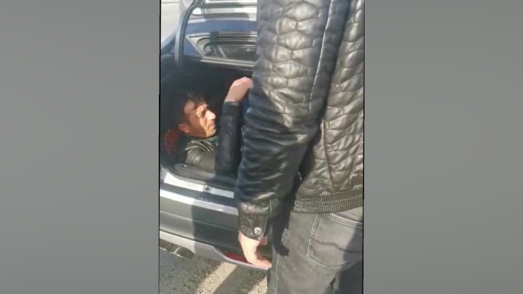    Bakıya maşının “baqaj”ında adam daşıyanlar saxlanıldı - Foto+Video   