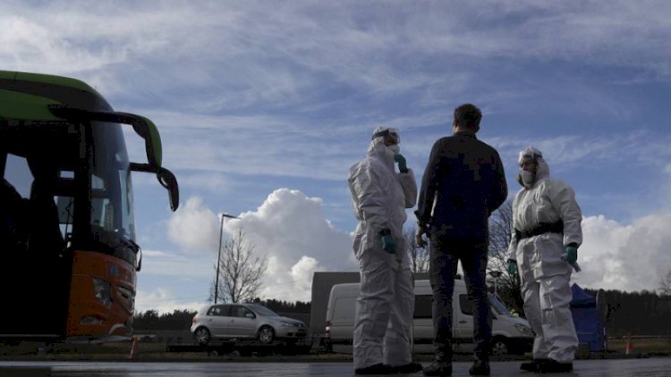    “Ən effektiv yol fövqəladə vəziyyət elan etməkdir”    