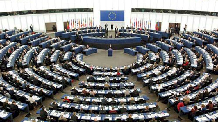    Avropalı deputatlardan Rusiya əleyhinə məktub  -   Pandemiyadan istifadə edir