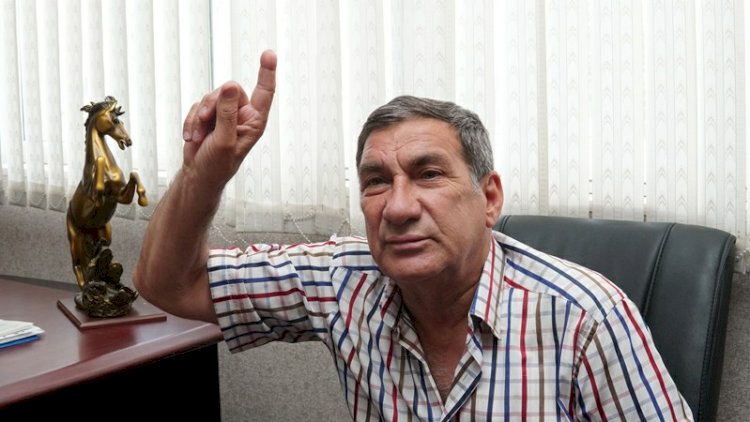    Arif Quliyev karantində şeir yazdı   – Mətn