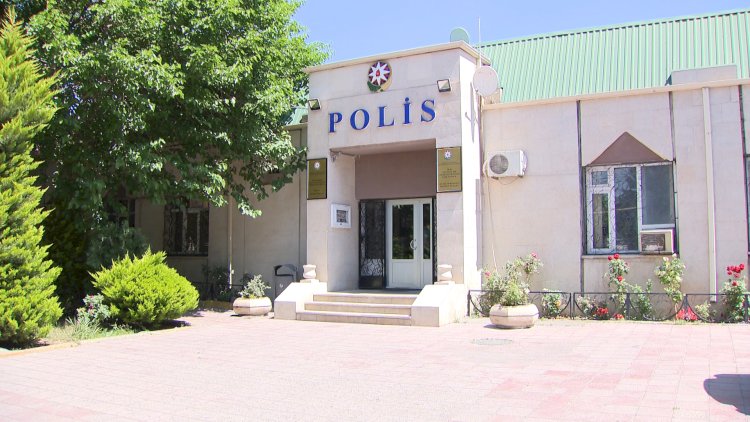    90 dəfə icazə SMS-i göndərən ata-oğul saxlanıldı - Foto   