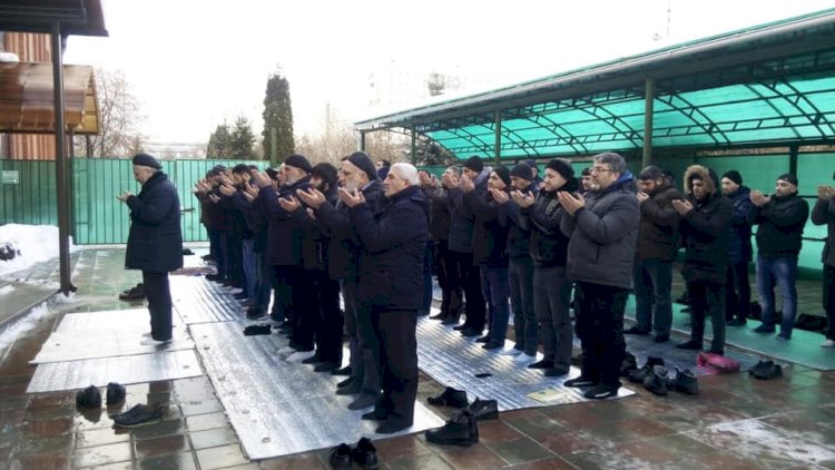    Ramazanda məscidlərdə namaz qılınmayacaq   - Rusiyada