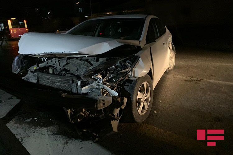 Bakı-Sumqayıt yolunda ağır qəza törədən sürücü hadisə yerindən qaçdı - Fotolar  