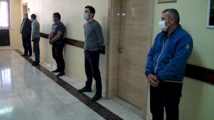    Bu hərəkəti təkrarlasanız, sizi də cərimə gözləyir   