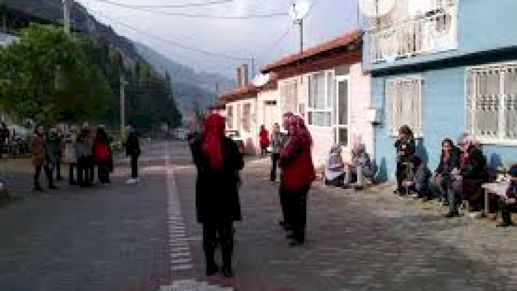    Bu qəsəbədə 3 gündə 2 dəfə zəlzələ oldu   - Foto