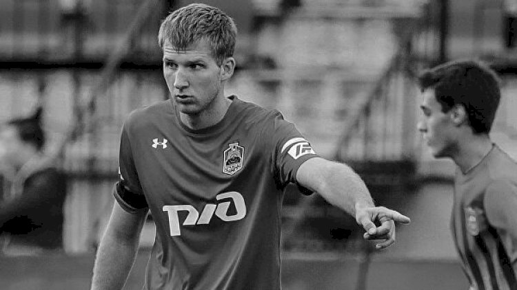    23 yaşlı rusiyalı futbolçu məşq zamanı öldü   