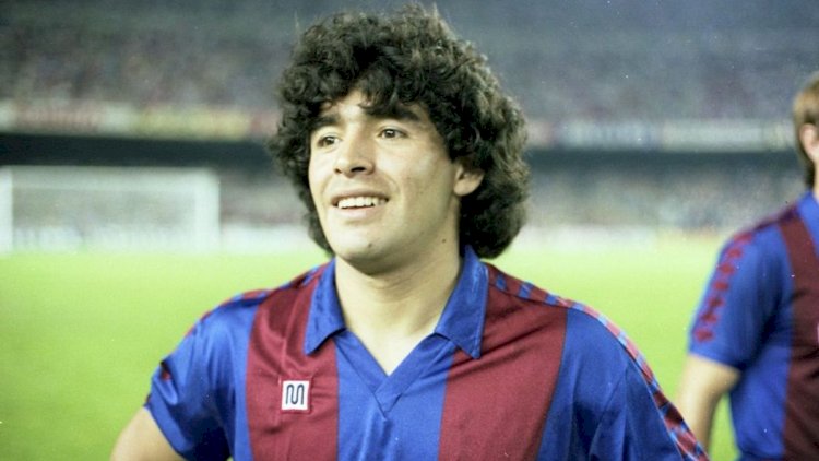    Futbol tarixinin ən məşhur 20 futbolçusu – Maradona liderdir   + Siyahı
