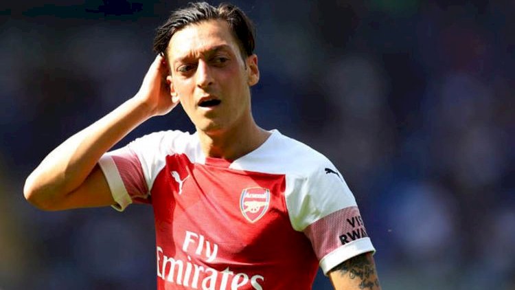    Məsut Özil 114 min nəfərlik iftar yeməyi göndərdi   