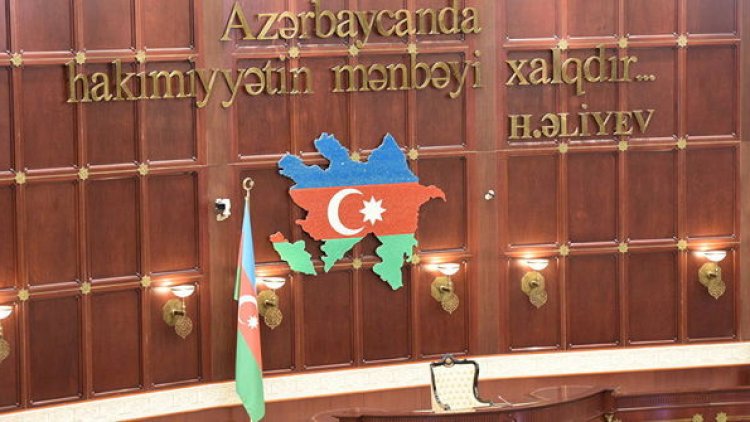    Nazirlər parlamentə çağırıldı    